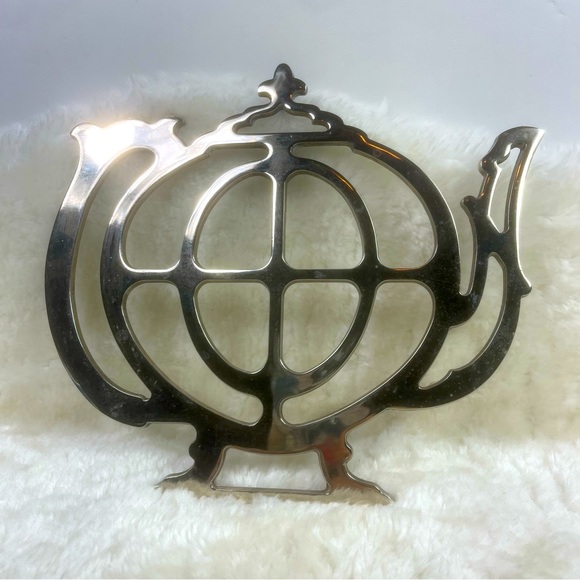 Vintage Trivet TeaPot Silver Plate Made In Italy - Picture 1 of 5